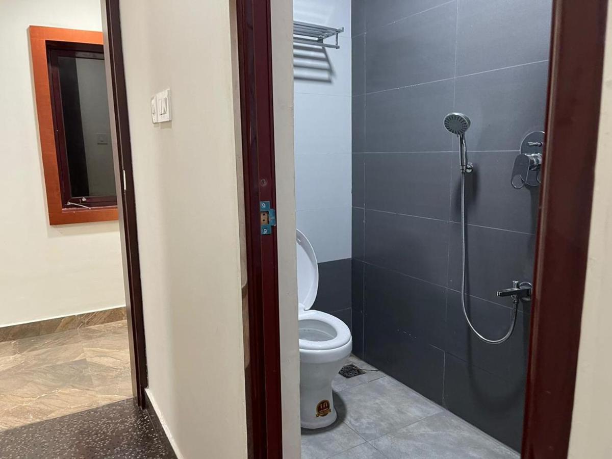 Отель Bassac Residency Changanacheri Экстерьер фото