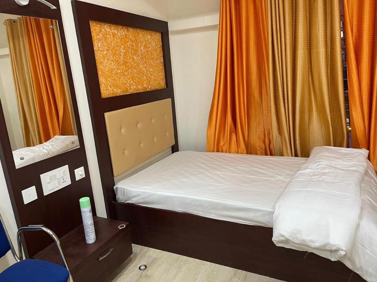Отель Bassac Residency Changanacheri Экстерьер фото